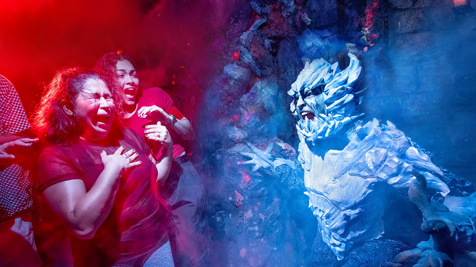Halloween_Horror_Dueling_Dragons