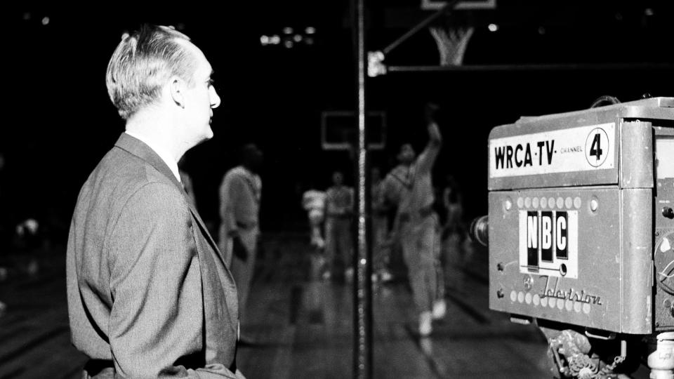 NBC Sports' Lindsey Nelson during the Warriors-Knicks game on January 30, 1960 at Madison Square Garden in New York, NY